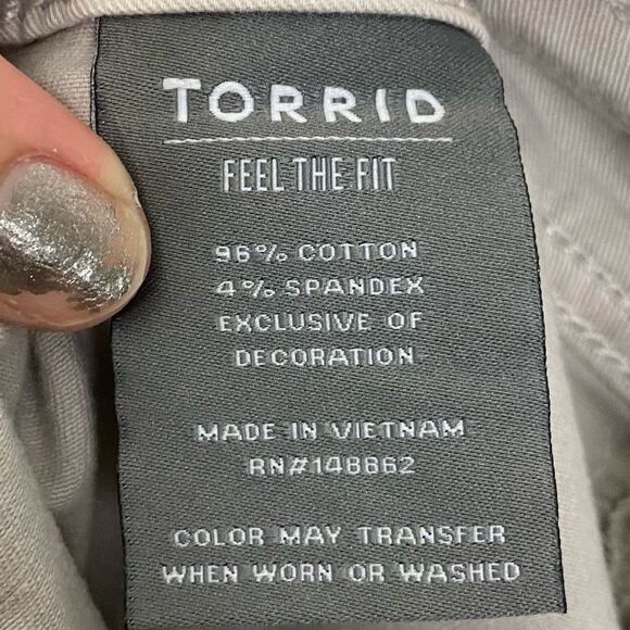 Torrid | Crop Aviator Skinny Stretch Mid Rise Pant Size 18 - Picture 12 of 13